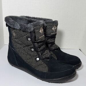 Women’s size 10 Columbia Thermal Heat Boots 1629-010